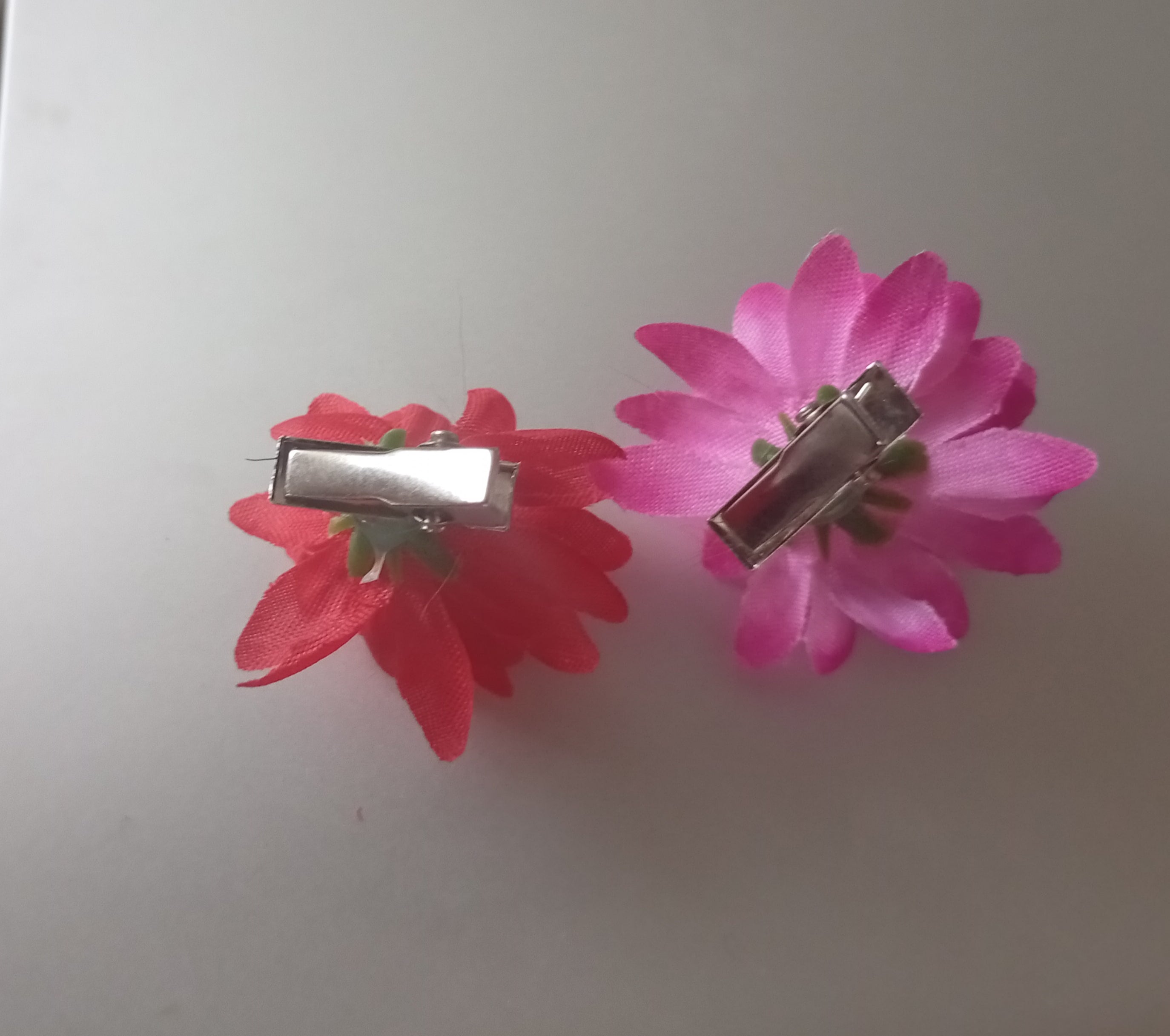 10 Pinces à fleurs pour chats et chiens