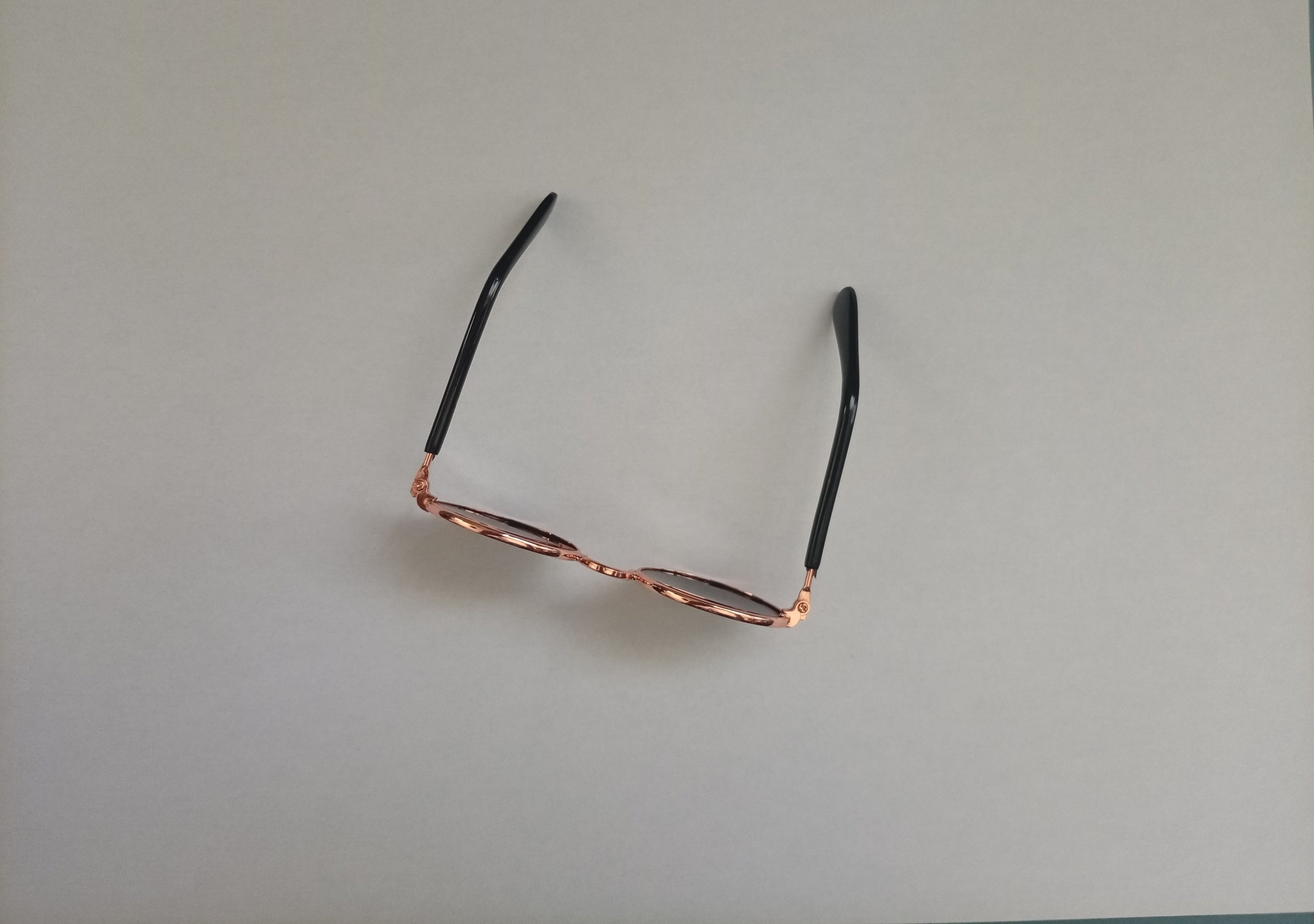 Lunettes de soleil pour chat ou petit chien "Petit Chat" modèle 1